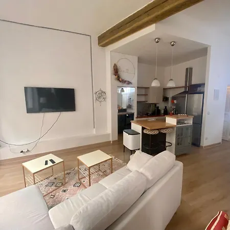 Loft Hyper Centre *